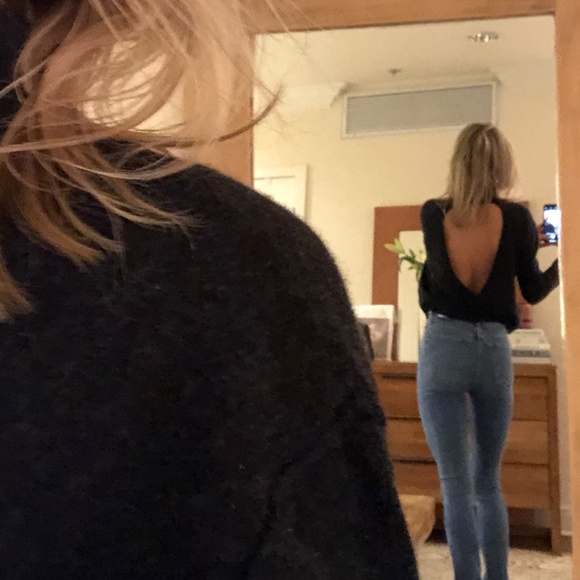 The perfect 1st date sweater! INHABIT BACKLESS Turtleneck Cashmere Sweater - Picture 1 of 5